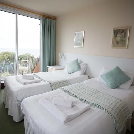 Sea Meads Holiday Homes *
