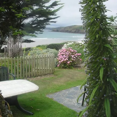 Sea Meads Holiday Homes *