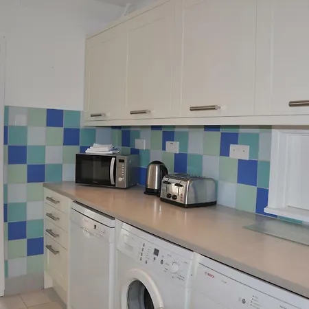 Sea Meads Holiday Homes * Camborne